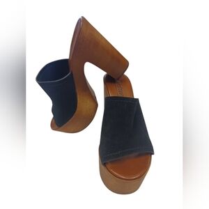 Lintervalle EUC Black Leather and Wood High Heel Open Toe Sandal Size 36